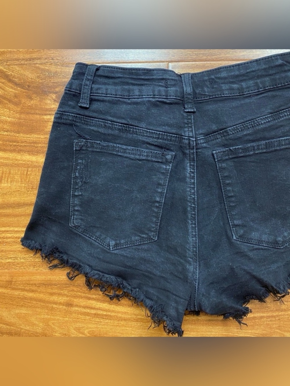 KanCan Womens Faded Black Midrise Distressed Cotton Denim Shorts Size 3 Casual - Picture 7 of 15